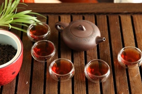 飯后多長時(shí)間喝六堡茶最好，六堡茶一天喝多少