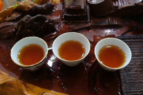 大紅袍四大品種有哪些，大紅袍的種類和著名品種特點(diǎn)介紹