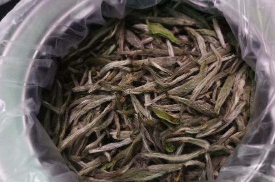 新白毫銀針和老白毫銀針的區(qū)別，新老白毫銀針的品質(zhì)特征