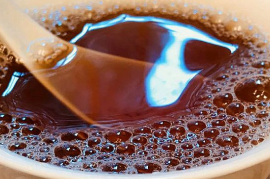 大紅袍煙熏味是好茶嗎，能不能喝對人體有壞處嗎