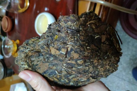 7年壽眉和2年白牡丹哪個(gè)好，老白茶壽眉與白牡丹的口感區(qū)別