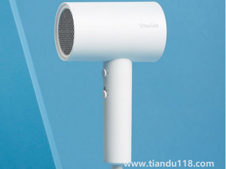 吹風機第一次用冒煙是為什么3